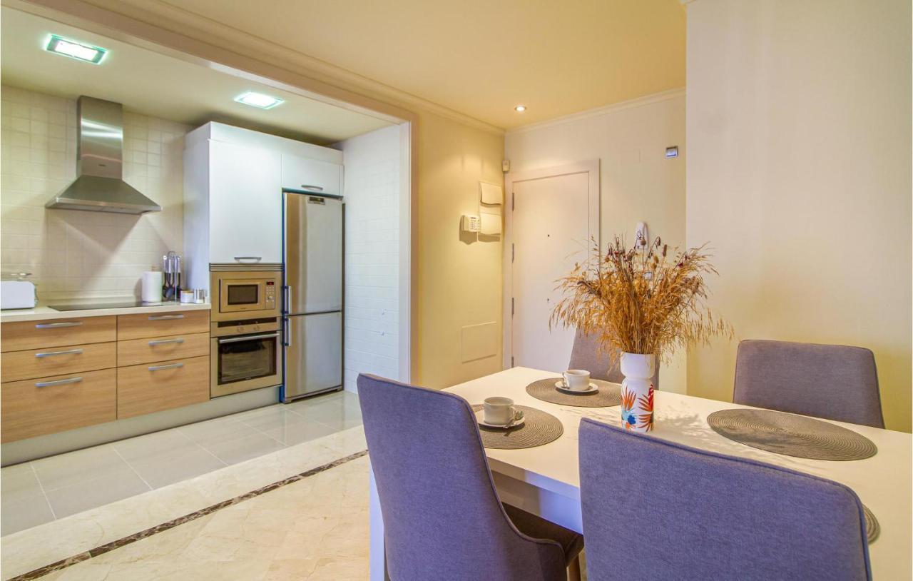 Amazing Apartment In Los Alcazares With Kitchen Eksteriør billede