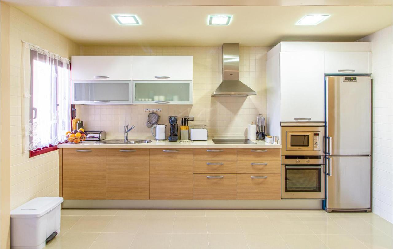 Amazing Apartment In Los Alcazares With Kitchen Eksteriør billede